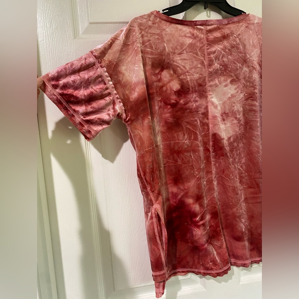 Umgee Pink Crushed Velvet Blouse Top Women's Medium Short Sleeves Oversized - Picture 9 of 12